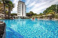Hotel Henry Resort & Spa***** (Golem)